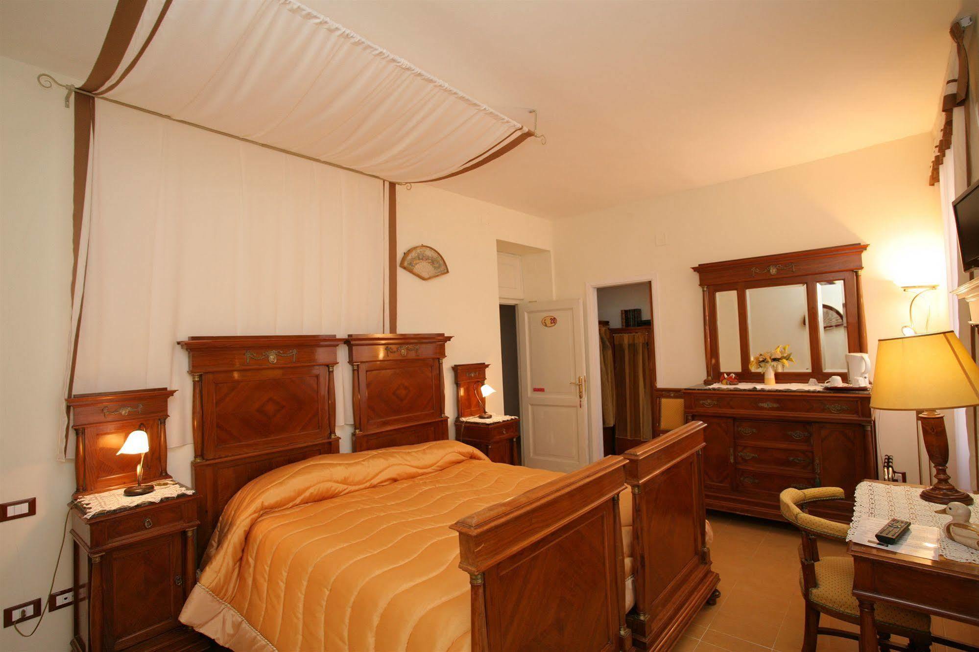 Hotel Roma Scanno Eksteriør billede